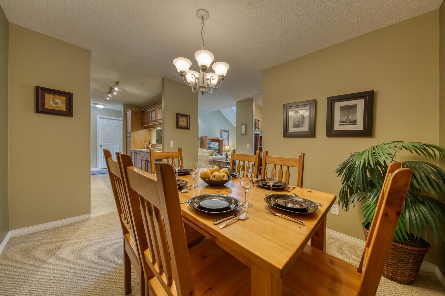The Peaks 3 Bedroom Mountain View Condo Рейдиум-Хот-Спрингс Экстерьер фото